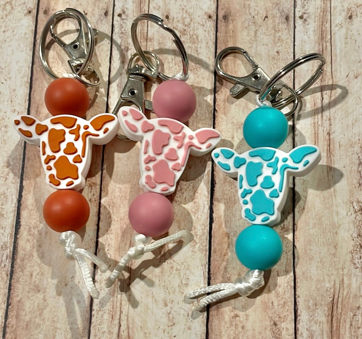 Colorful cow zipper pull