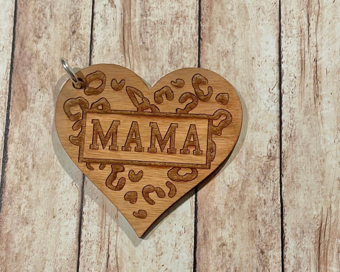 Heart leopard mama wooden tag