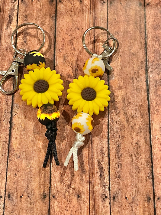 Sunflower zipper pull